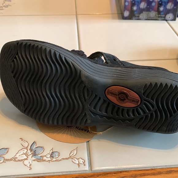 Black sandal NWT - Picture 3 of 4